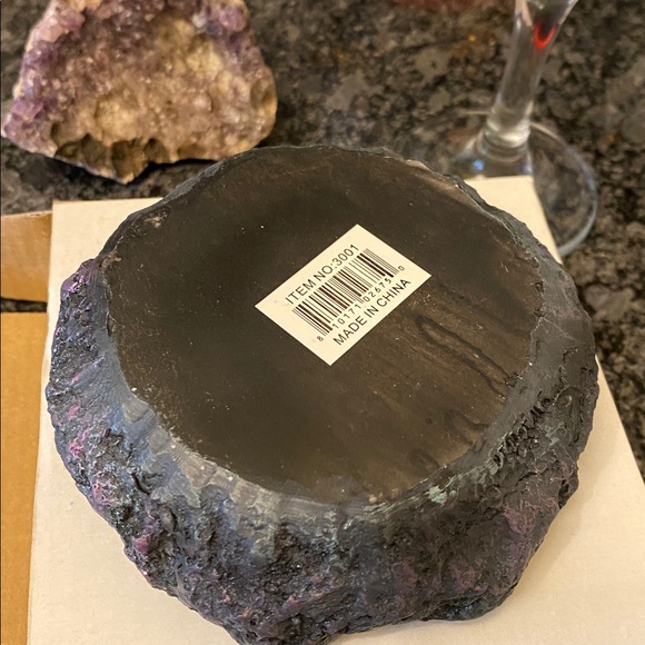 Pink Crystal Geode Stone Design 4.25" Ashtray - Picture 5 of 5